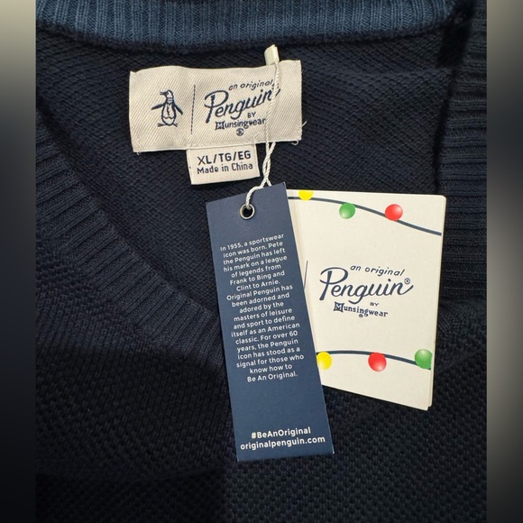 Classic Penguin Sweater Blue Crew Neck Musingwear 100% Cotton giftable - Picture 5 of 6